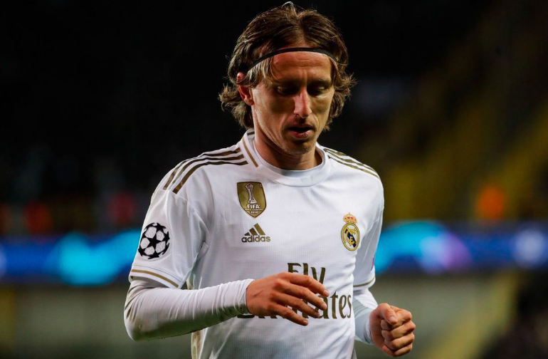 Luka Modric reacts to Real Madrid snatching El Clasico victory